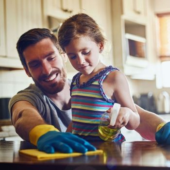 Cómo implicar a los niños en las tareas de casa