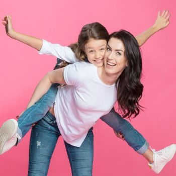 Madre Capricornio e hija Géminis