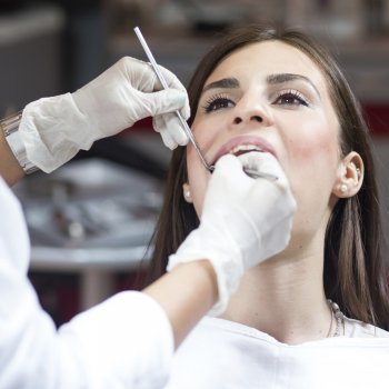 Las mujeres embarazadas pueden ir al dentista
