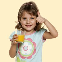 Contra la gripe más zumos de frutas para los niños