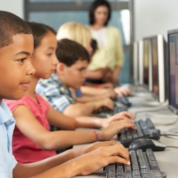 Los niños y el acceso a Internet