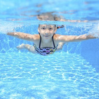 Atención al cloro de la piscina