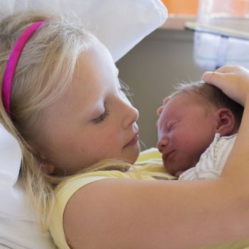 Relación entre hermanos: tener un hermano mayor