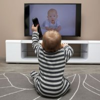La televisión no educa a los bebés