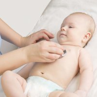 El rápido latido del corazón de un bebé