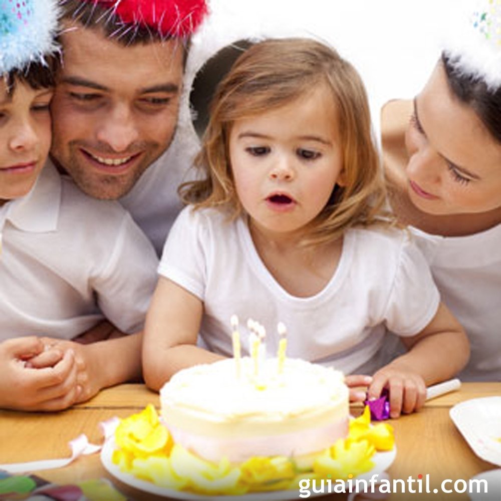 Qué pasa cuando soplas las velas del pastel de cumpleaños?