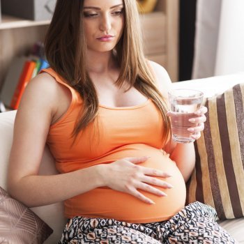El estreñimiento durante el embarazo. ¿Qué hacer?