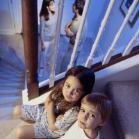Cómo se siente el niño cuando sus padres discuten