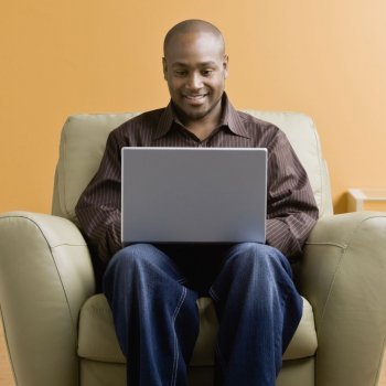 El portatil en el regazo causa infertilidad en los hombres