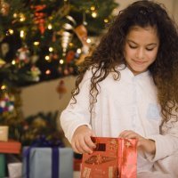 ¿Es bueno hacerle creer a los niños en los Reyes Magos?