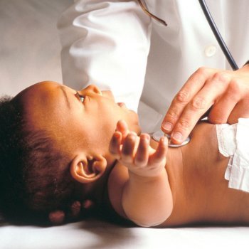 Uno de cada tres bebés nace con un soplo en el corazón
