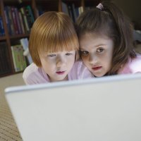 Día de Internet segura. ¿Crees que tu hijo navega seguro por la Red?