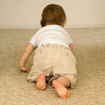 ¡Cuidado! Tu bebé gatea