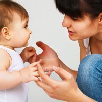 Mi hijo no quiere hablar en inglés conmigo