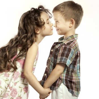 ¿Se pueden enamorar los niños?