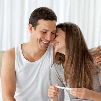 Cómo anunciar el embarazo al papá de forma original