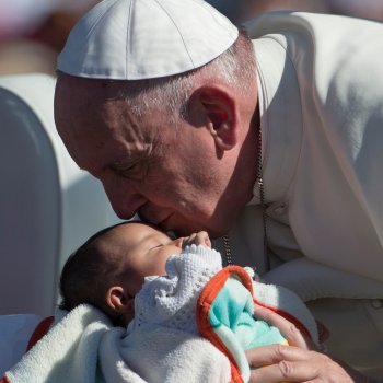La cariñoterapia del Papa Francisco para los niños hospitalizados