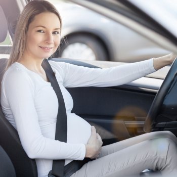 Estoy embarazada: ¿Puedo conducir?
