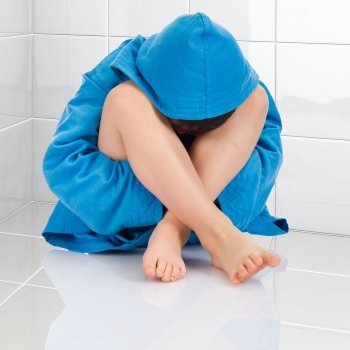 Método Pipí stop: daña la autoestima de los niños y no controla el pis