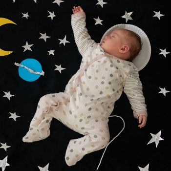 Las mejores posiciones en la cama de los bebés