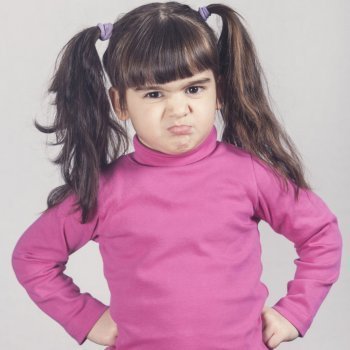 ¿Puedo controlar el mal genio de mi hijo?