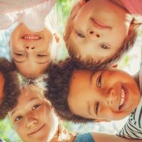 8 claves para potenciar la felicidad en los niños