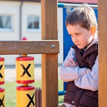 Cómo puede el niño sobrevivir en el colegio si no juega al fútbol