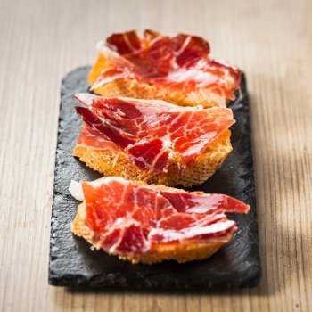Las mujeres embarazadas sí pueden comer jamón ibérico