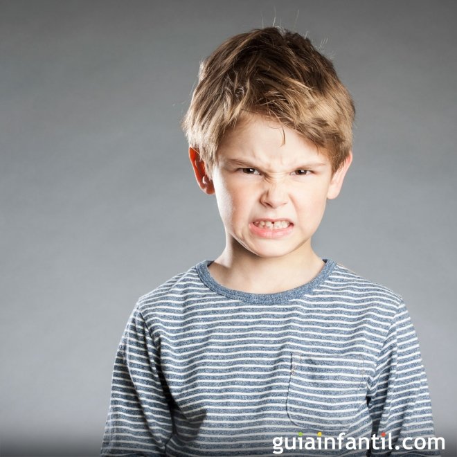 Mi hijo me pega cuando se enfada, ¿qué debo hacer?