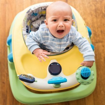 Por qué son tan peligrosos los andadores para el bebé