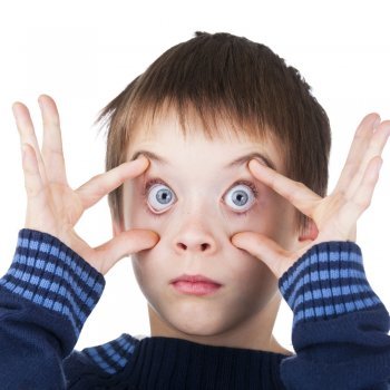 Dormir menos de 5 horas afecta a la memoria de niños y padres