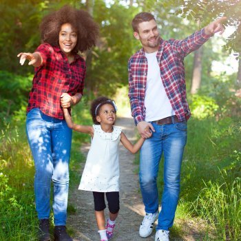 Cómo lograr que tu hijo salga a pasear sin quejas