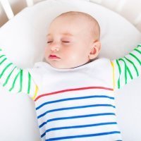 Dónde dormir al recién nacido: cuna o moisés