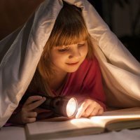 Los niños que se acuestan tarde son más inteligentes y creativos