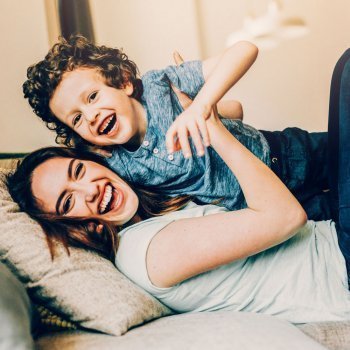 Por qué las tías son tan importantes para los niños