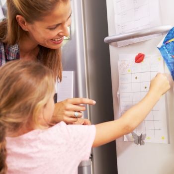 Cómo crear una tabla de rutinas para los niños