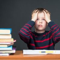7 trucos para conseguir que al niño le resulte fácil estudiar