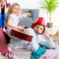 Cuando a los padres no nos apetece jugar... ¿somos malos padres?