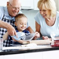 Gracias a los abuelos menos niños obesos