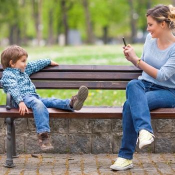 El ojo y la cámara de los padres siempre sobre los hijos