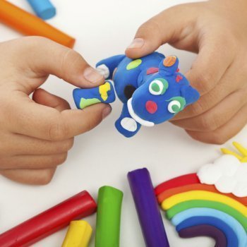 Crea tu propio juego de estimulación con cremalleras para bebés