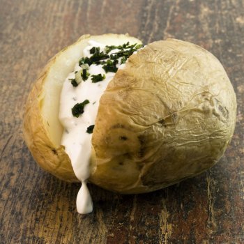 Papas al horno. Receta fácil de patatas para niños