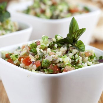 Receta de tabulé. Ensalada árabe con verduras para niños