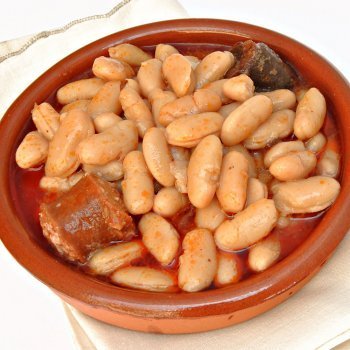 Fabada asturiana al estilo tradicional. Receta para niños