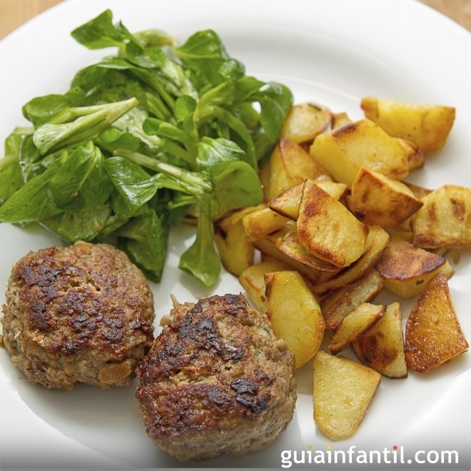 Receta de Frikadeller. Albóndigas danesas