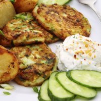 Tortitas de calabacín. Recetas con verduras para niños