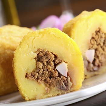 Papas rellenas de carne. Receta chilena