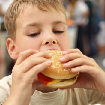 Recetas de hamburguesas y albóndigas de pescado para niños