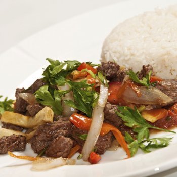 Lomo saltado
