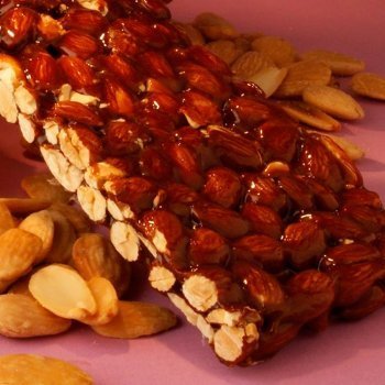 Turrón de Guirlache